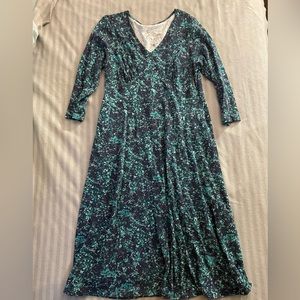 Like new sahalie dress size large!